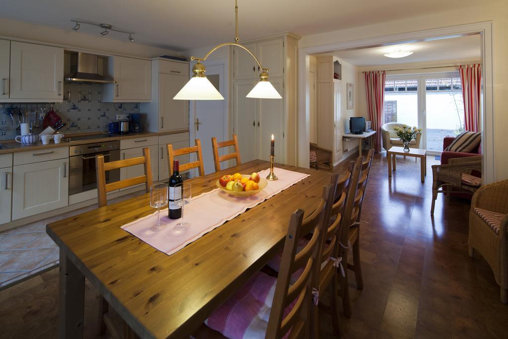 Altstadtflair Apartment Хузум Экстерьер фото